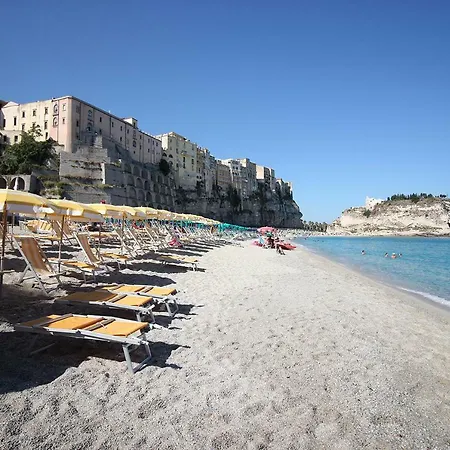 Le Roccette Mare-2